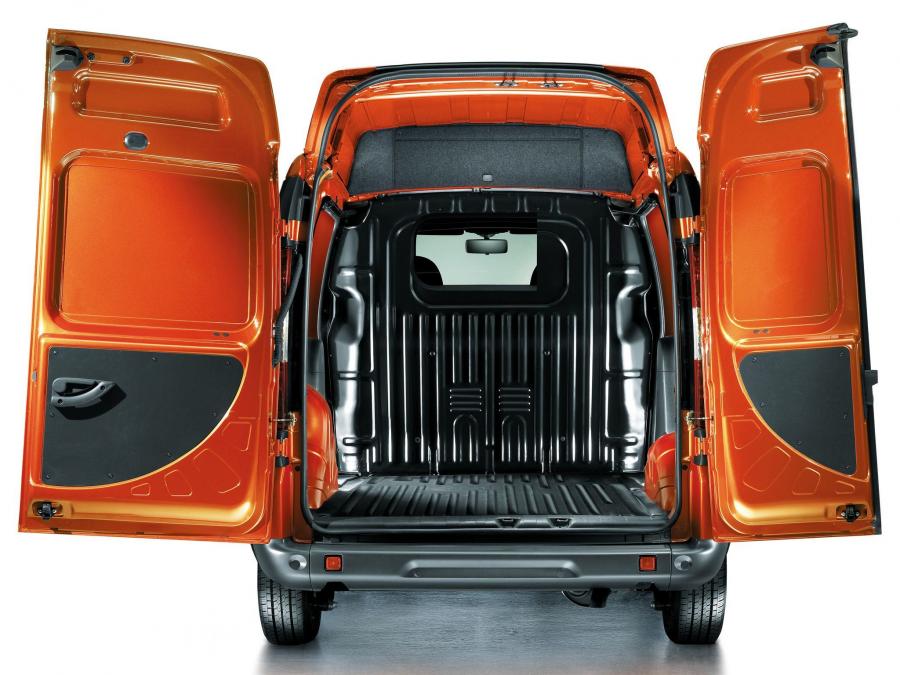 Fiat Doblo Cargo High Roof 2005 года  (фото 2 из 2)